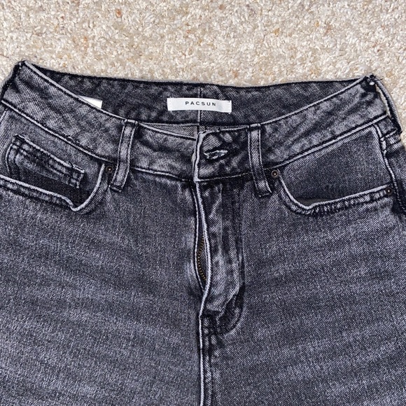 Black Pacsun Mom Jeans - Picture 3 of 4